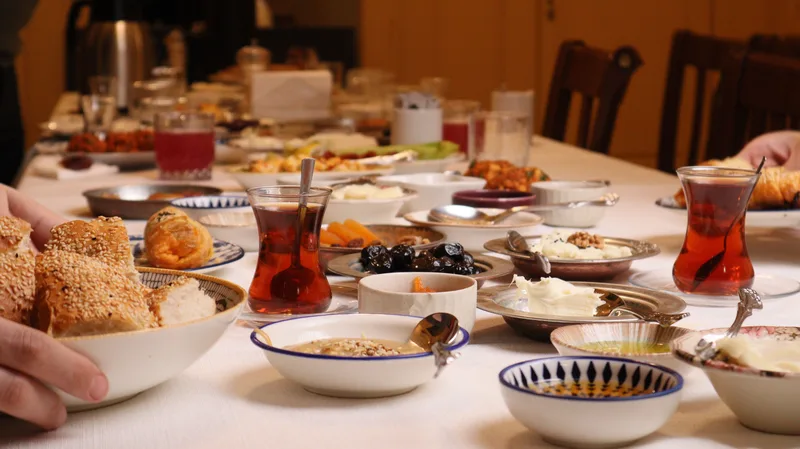 Serpme kahvaltı